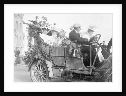 A Bevy of Beauties in the Back Seat by Andrew Pitcairn-Knowles