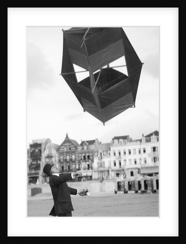 Large Kite and Seafront by Andrew Pitcairn-Knowles