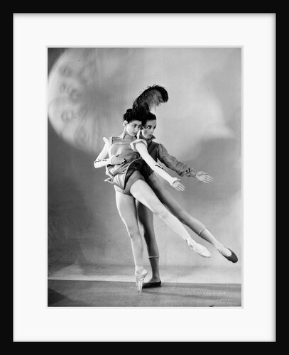 Margot Fonteyn and Robert Helpmann in Schubert's The Wanderer at the the New Theatre by Gordon Anthony