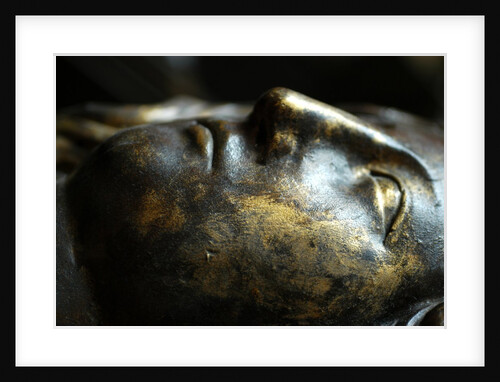 Queen Eleanor of Castile, detail by Stuart Cox