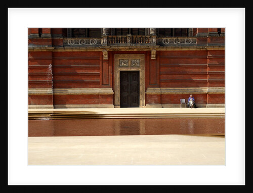 V&A Museum, John Madejski Garden, designed by Kim Wilkie by Stuart Cox