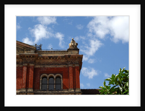 V&A Museum, John Madejski Garden, designed by Kim Wilkie by Stuart Cox