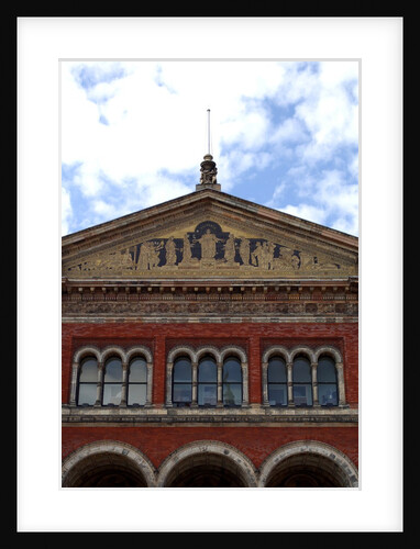 V&A Museum, John Madejski Garden, designed by Kim Wilkie by Stuart Cox
