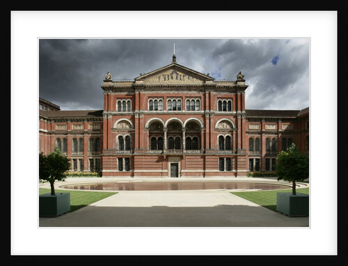 V&A Museum, John Madejski Garden by Anonymous