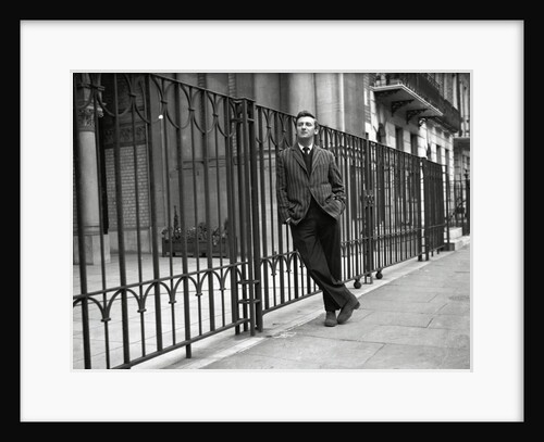 Alan Dean by Harry Hammond