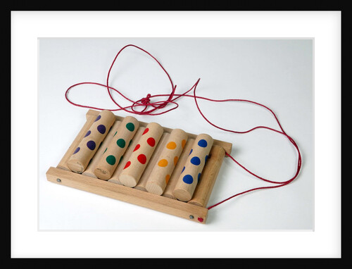 Pull along rolling toy by Fredun Shapur