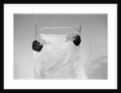 Sarah KaneÆs Cleansed at the Duke of York's Theatre by Graham Brandon