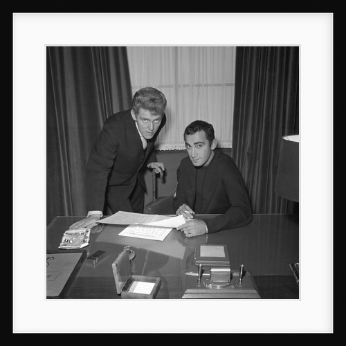 Lionel Bart and Shane Fenton, aka Alvin Stardust by Harry Hammond