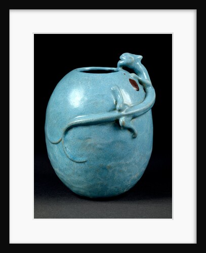 Vase. Guangdong, China, Qing dynasty, late 19th century by Unknown