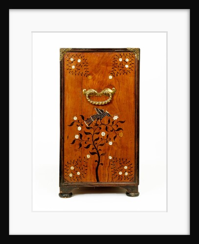 Chest of drawers by Unknown