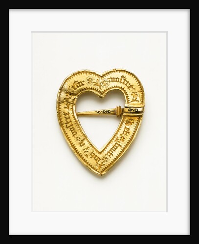 Heart-shaped brooch by Unknown