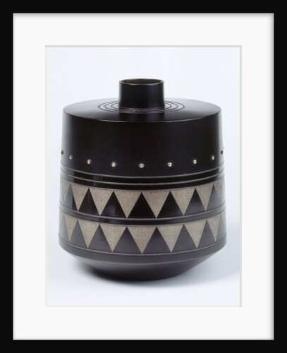 Vase by Eiichi Kanemori