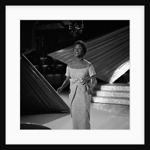 Sarah Vaughan at the Shepherds Bush Empire by Harry Hammond