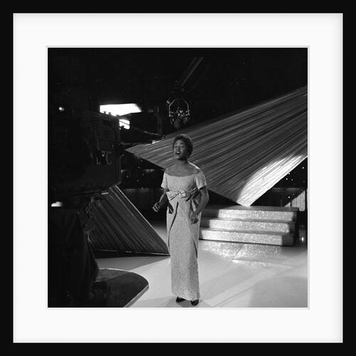 Sarah Vaughan at the Shepherds Bush Empire by Harry Hammond