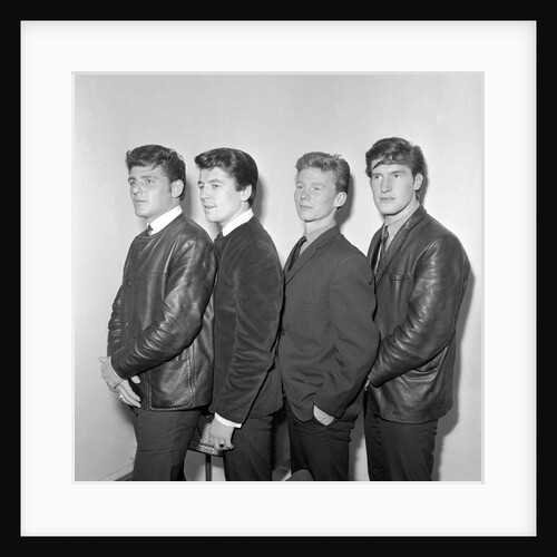 The Searchers by Harry Hammond