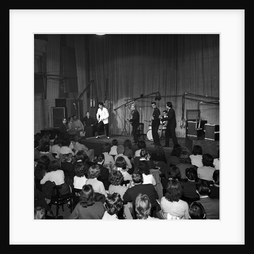 Cliff Richard performing by Harry Hammond