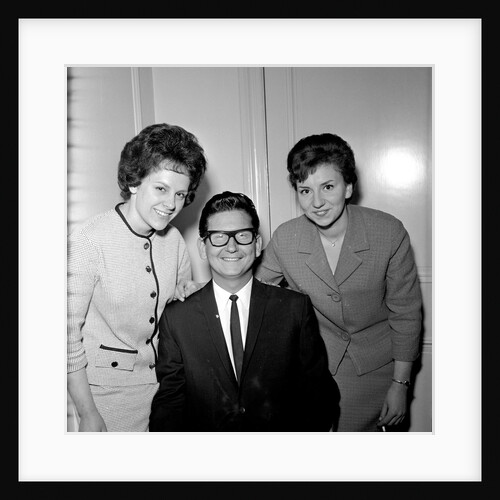 Roy Orbison with fans by Harry Hammond