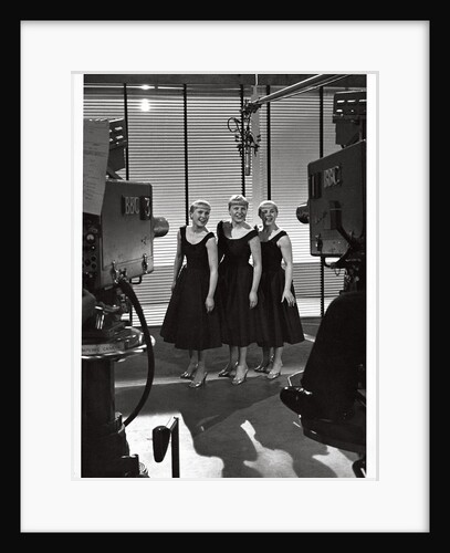 The Kaye Sisters by Harry Hammond