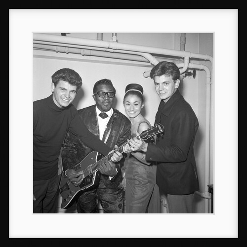 Everly Brothers with Bo Diddley by Harry Hammond