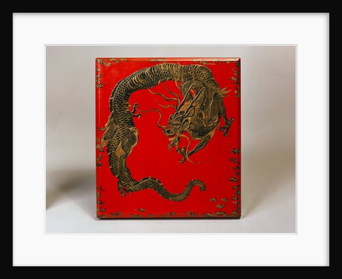 Dragon design on writing box by Ichidayu Masatomo Shimizu