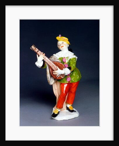 Comedian with stringed instrument by Johann Joachim Kändler