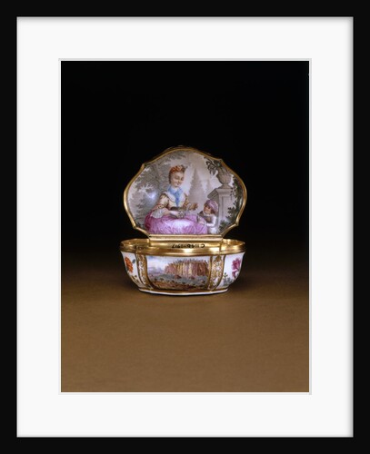 Snuff Box by Unknown