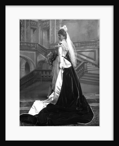 Lady Barbara Sidgreaves by Lafayette Portrait Studios