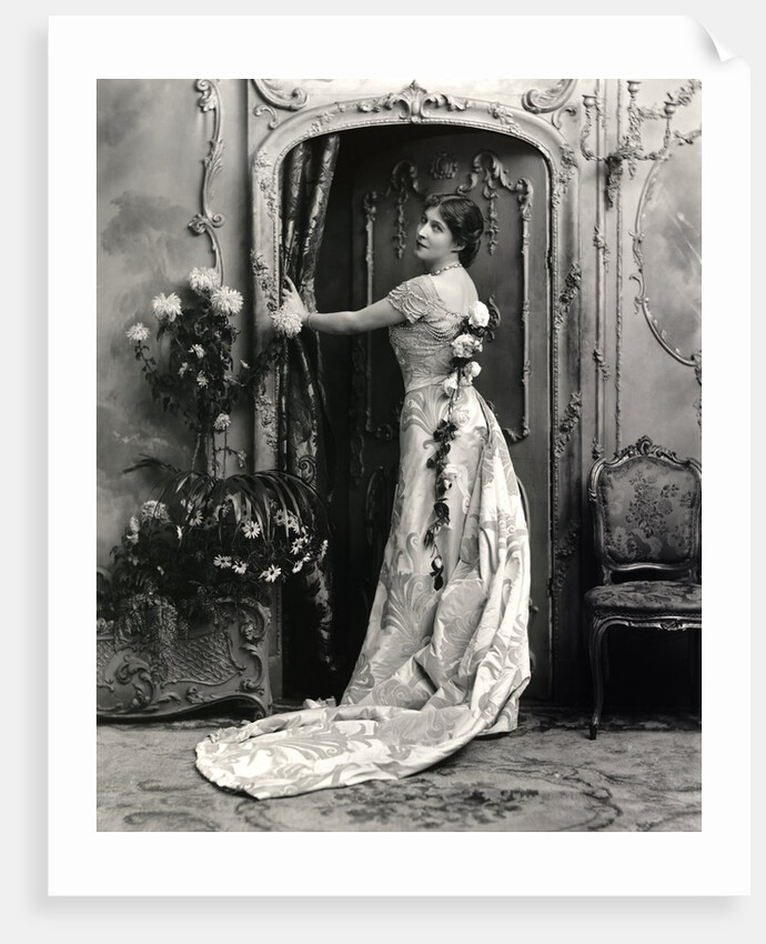 Lady De Bathe by Lafayette Portrait Studios