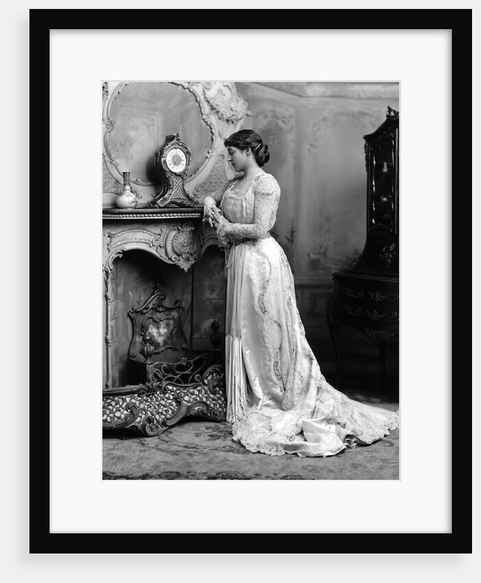 Lady De Bathe by Lafayette Portrait Studios