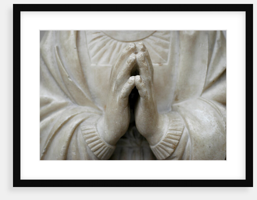 Virgin Annunciate by Stuart Cox