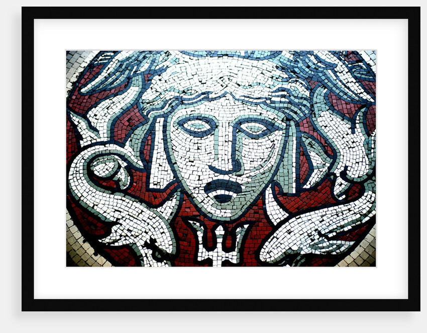 Medallion by Stuart Cox