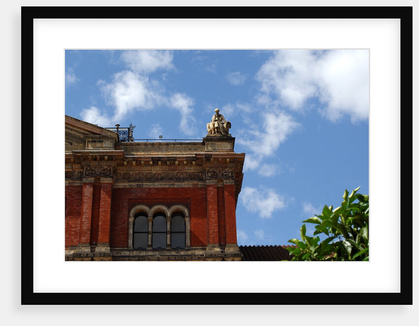 V&A Museum, John Madejski Garden, designed by Kim Wilkie by Stuart Cox