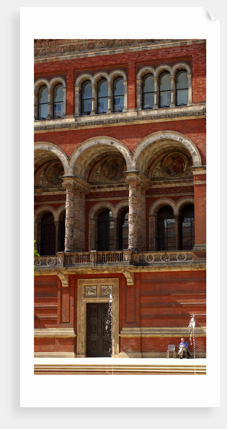 V&A Museum, John Madejski Garden, designed by Kim Wilkie by Stuart Cox