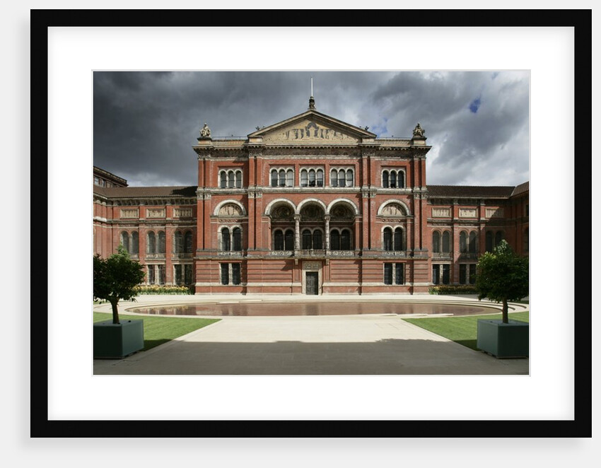 V&A Museum, John Madejski Garden by Anonymous
