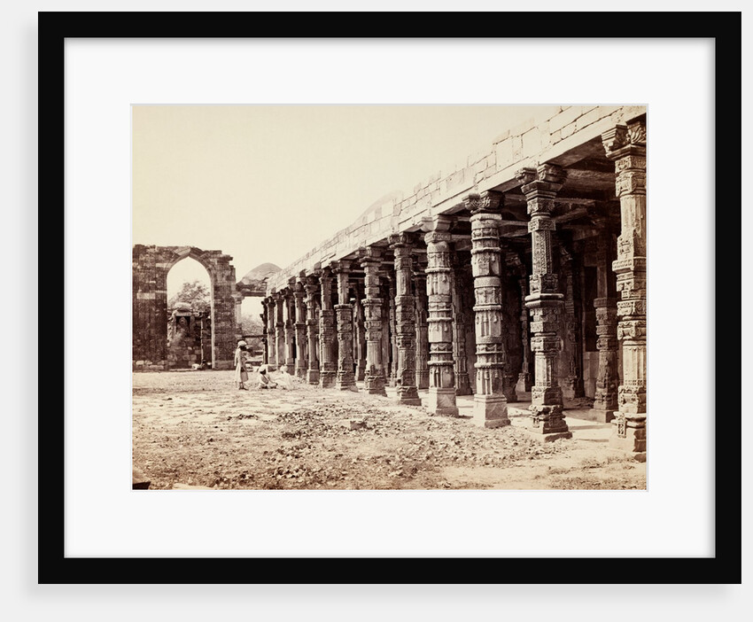 Colonnade of Hindoo Pillars at the Kutub by Samuel Bourne