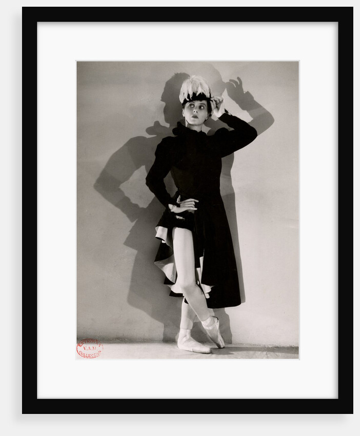 Ninette de Valois in Douanes by Gordon Anthony
