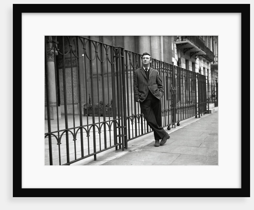 Alan Dean by Harry Hammond