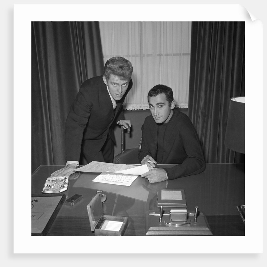 Lionel Bart and Shane Fenton, aka Alvin Stardust by Harry Hammond
