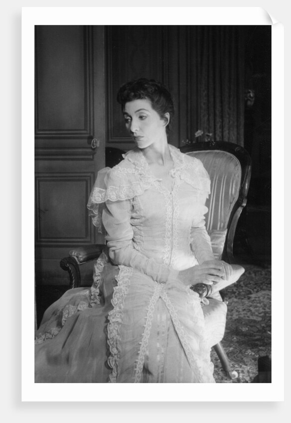 June Brown in Henrik Ibsen's Hedda Gabler at the Birmingham Repertory Theatre by Lisel Haas