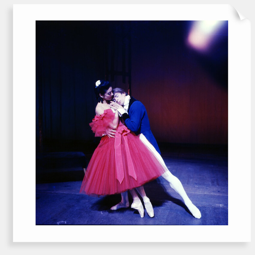 Rudolf Nureyev and Margot Fonteyn in Frederick Ashton's Marguerite and Armand by Anthony Crickmay