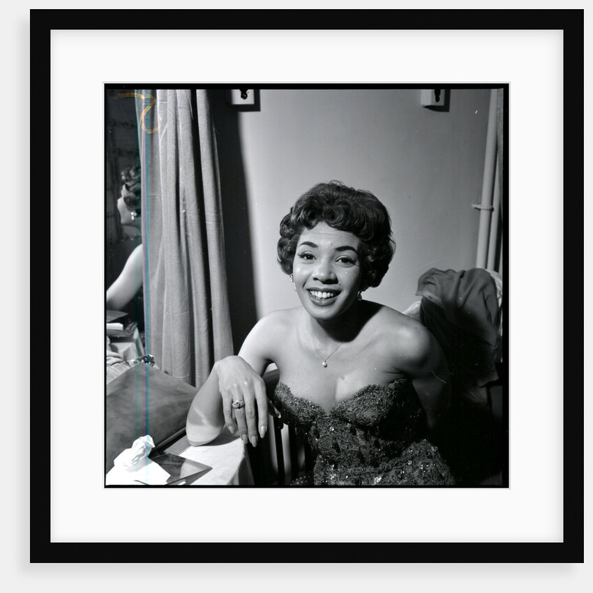 Shirley Bassey Backstage by Harry Hammond