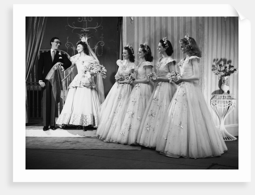 Bride, Groom & Bridesmaids by Houston Rogers