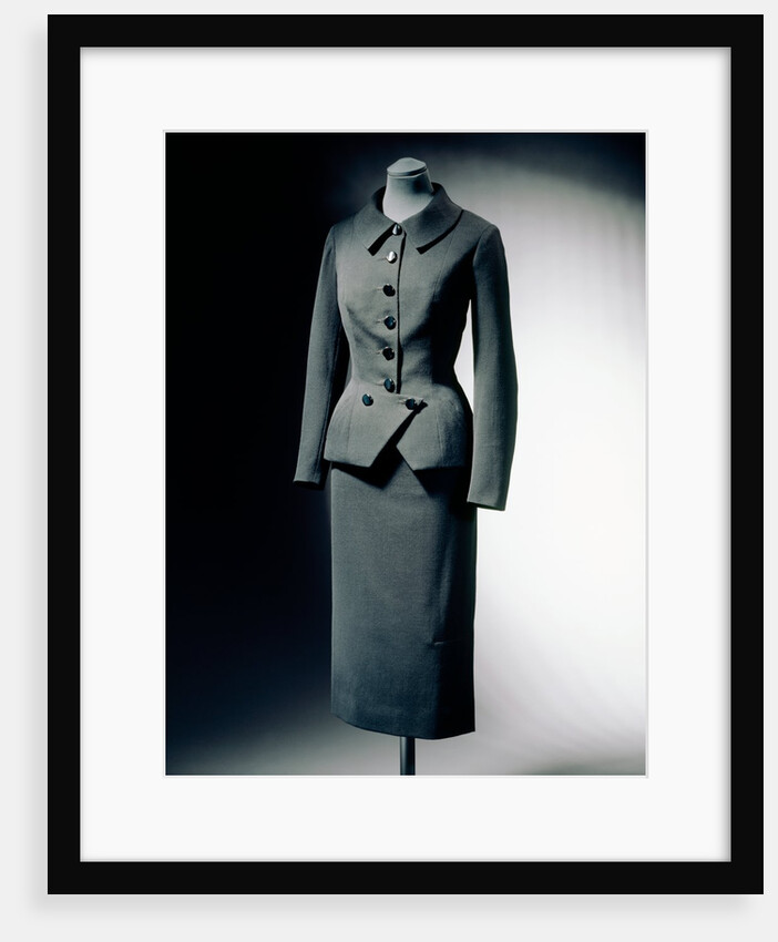 Tailored suit by Michael Donéllan