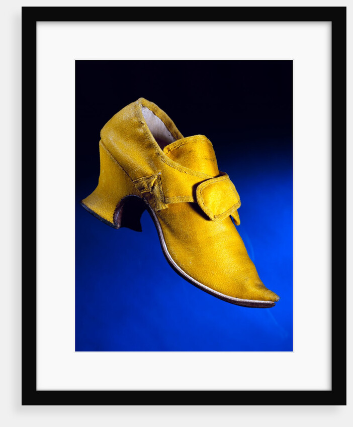 Woman's shoe. Britain, early 18th century by Unknown