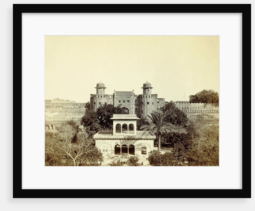 Hazuri Bagh Gardens and Fort Lahore by Unknown