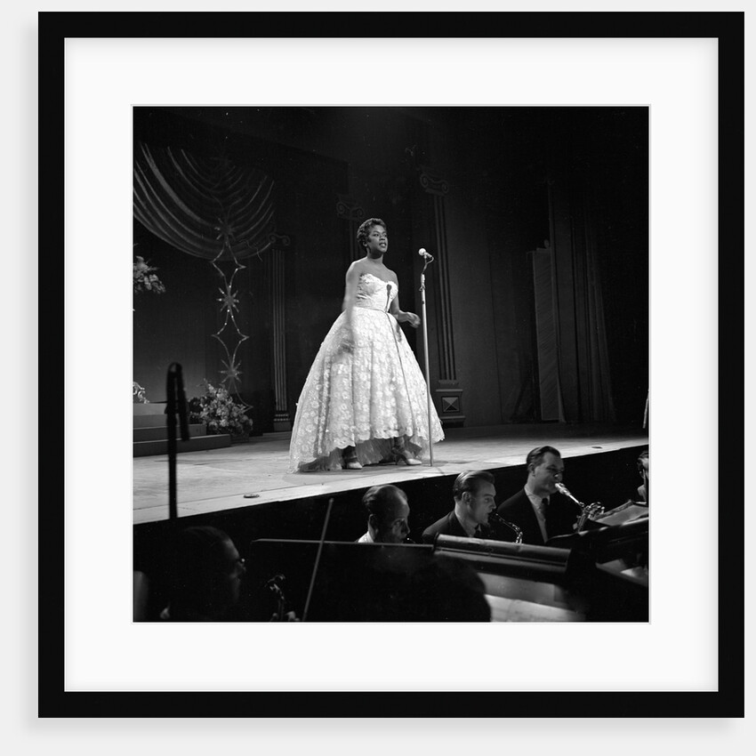 Sarah Vaughan at the Shepherds Bush Empire by Harry Hammond