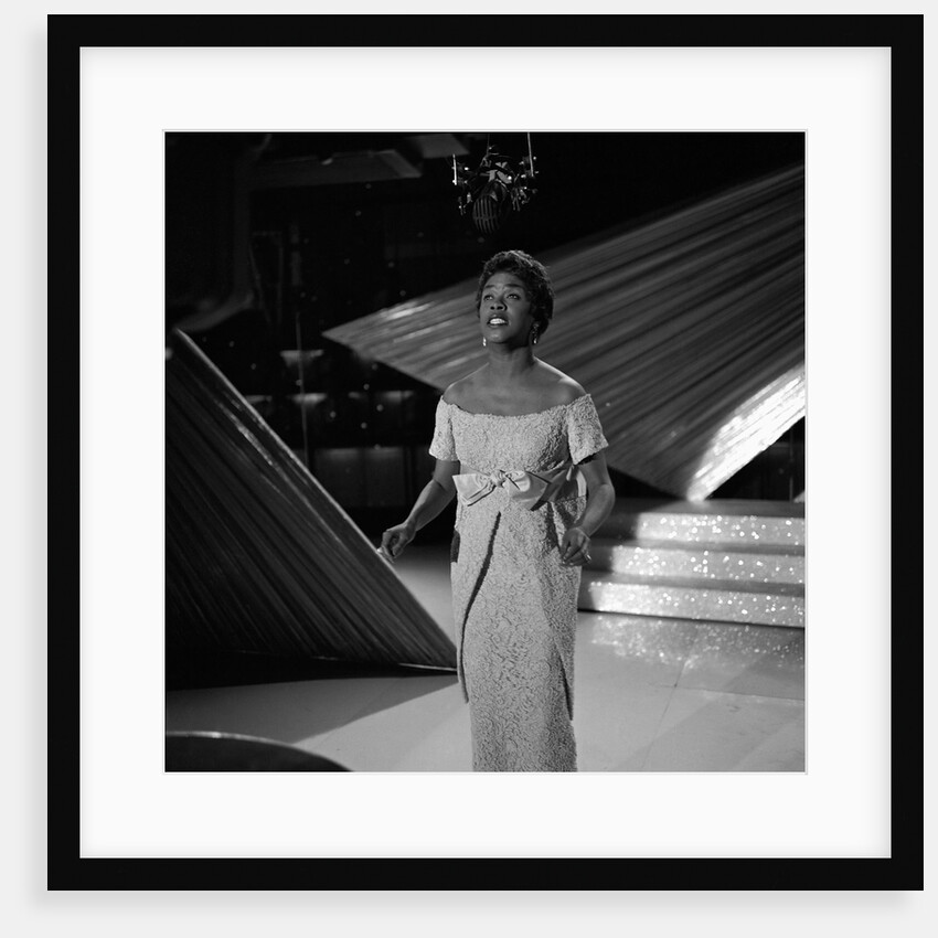 Sarah Vaughan at the Shepherds Bush Empire by Harry Hammond