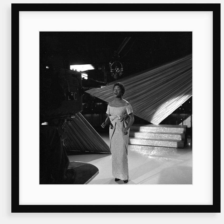 Sarah Vaughan at the Shepherds Bush Empire by Harry Hammond