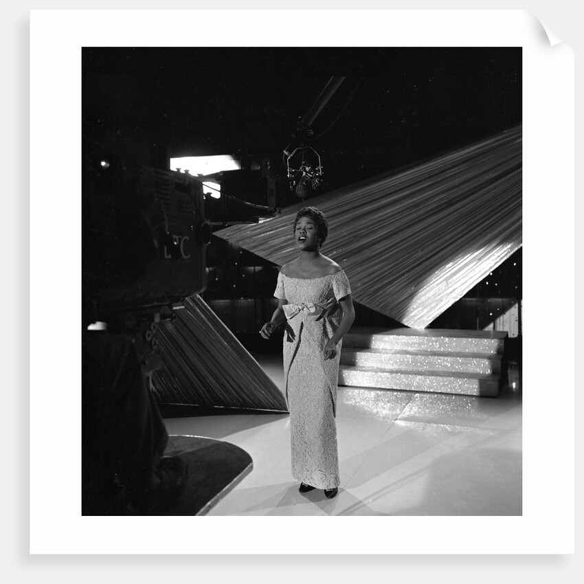 Sarah Vaughan at the Shepherds Bush Empire by Harry Hammond