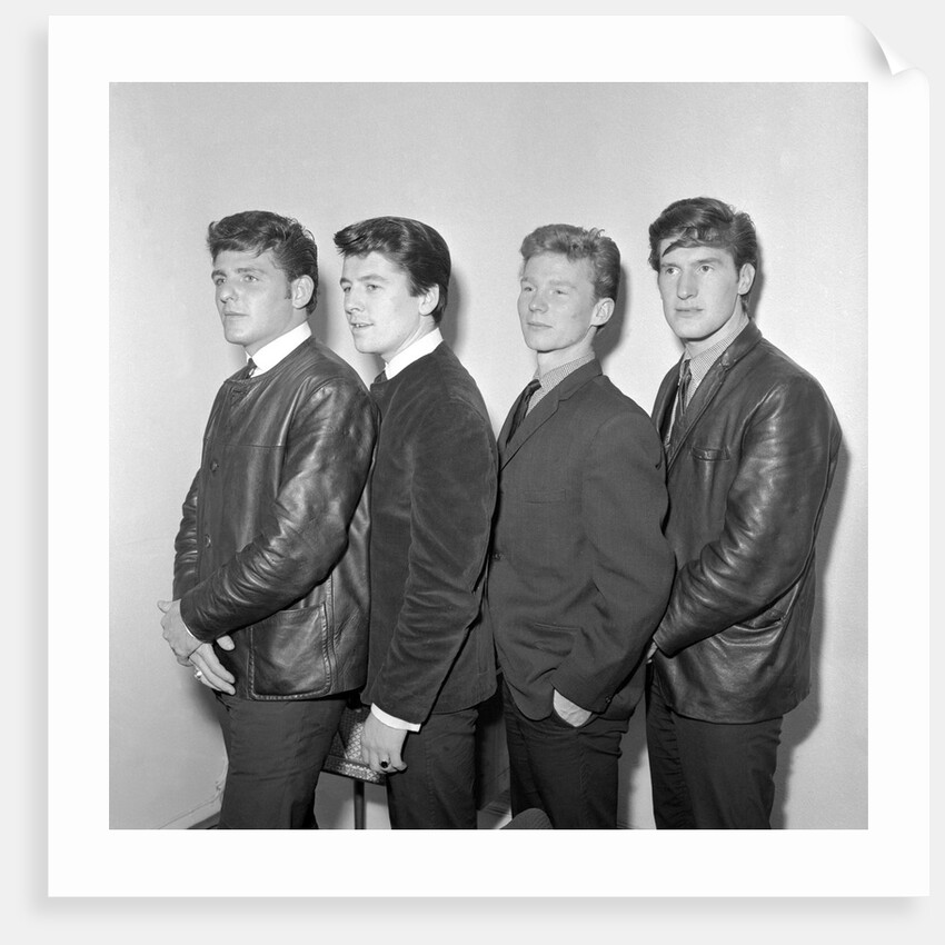 The Searchers by Harry Hammond